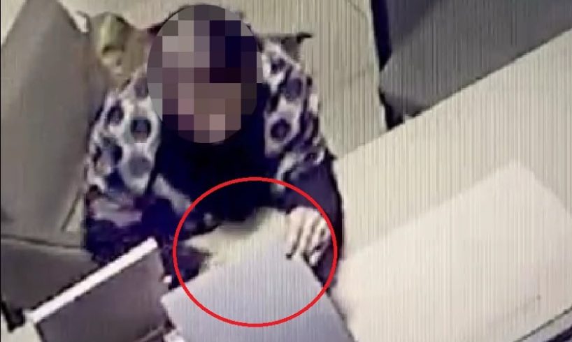 Catania, ruba due bracciali in due ore: la raffinata 'tecnica della doppia fila' che ha tradito la ladra di Corso Italia
