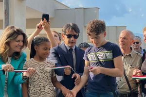 Catania, cento ragazzi e una festa per Monte Po: aperto il nuovo centro multifunzionale "DesTEENazione"