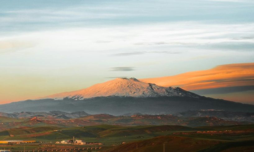 Etna, scienza e paesaggio vulcanico: a Trecastagni il Festival Vulcani con Ingv e studiosi da tutta Italia