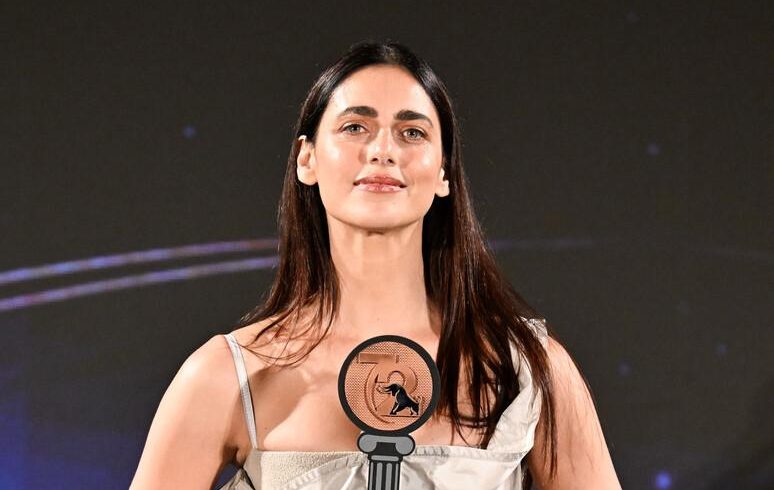 Taormina Achievement Award a Miriam Leone: "Il segreto del successo? La valigia sempre pronta"