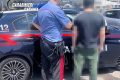 Catania, in piazza Europa parcheggiatore abusivo blocca e minaccia automobilista: 30enne straniero fermato