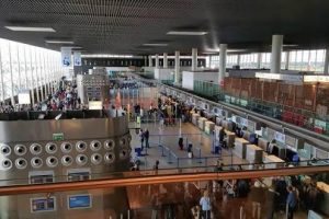 Catania, riapre l'aeroporto: primo atterraggio da Roma, primi decolli per Rimini e New York