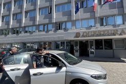 Catania, teneva l'eroina nella scarpa sotto il comodino: pusher 62enne arrestato