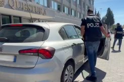 Catania, a S. G. Galermo pusher 18enni bloccati dall'ascensore guasto durante la fuga