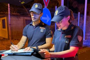 Catania, in fuga sulla tangenziale sperona la Polizia: pregiudicato arrestato su auto rubata