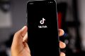 TikTok, la figlia chiede aiuto in video: sessantenne condannato per stalking e lesioni all'ex compagna