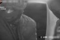 Esplosivi artigianali per svaligiare distributori e Postamat: tre arresti nel Catanese (VIDEO)